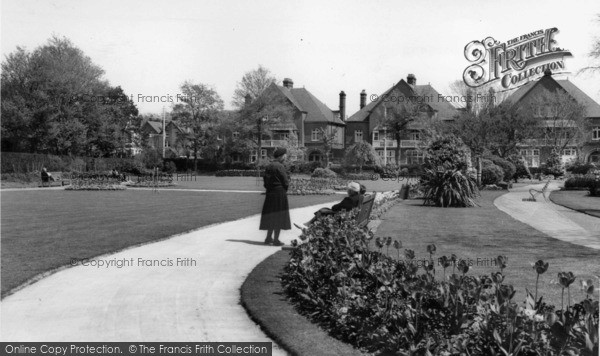 Photo of Littlehampton, Marina Gardens c.1955