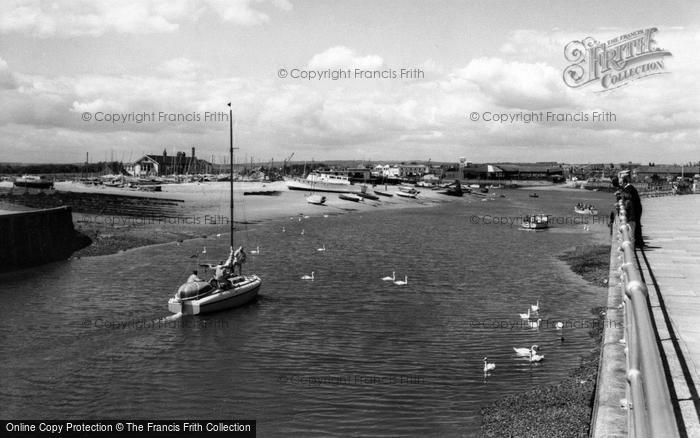 Photo of Littlehampton, River Arun c.1960