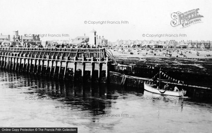 Photo of Littlehampton, The Harbour Entrance c.1925