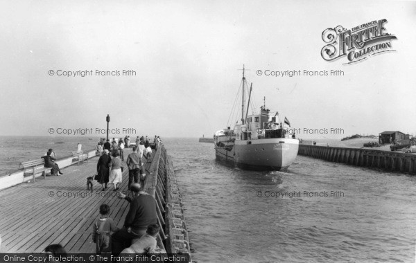 Photo of Littlehampton, The River c.1960