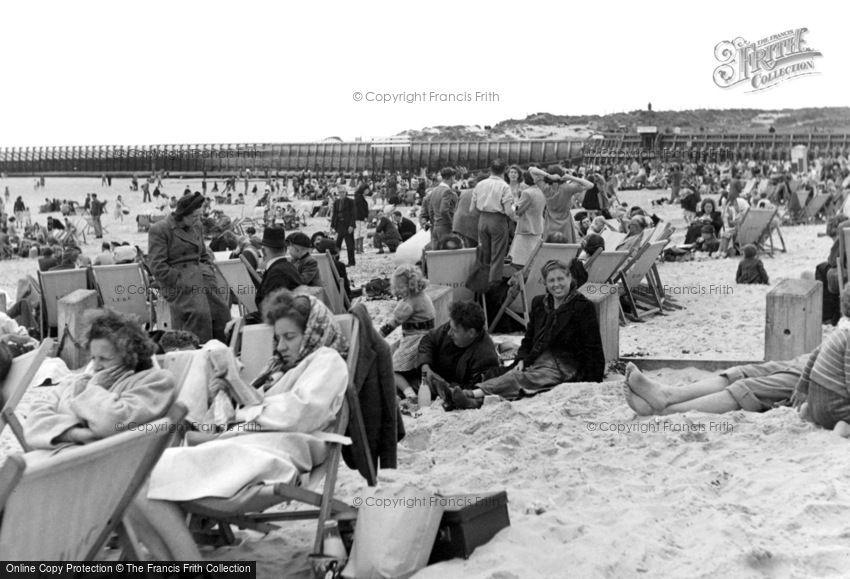 Littlehampton, the Sands c1950