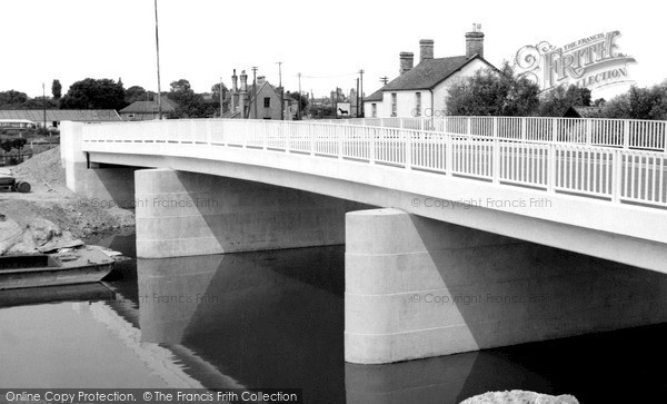 Photo of Littleport, Sandhill Bridge c.1960