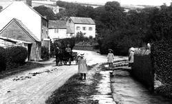The Village 1906, Litton Cheney
