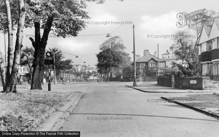 Photo of Liverpool, Aigburth Hall Avenue c.1955