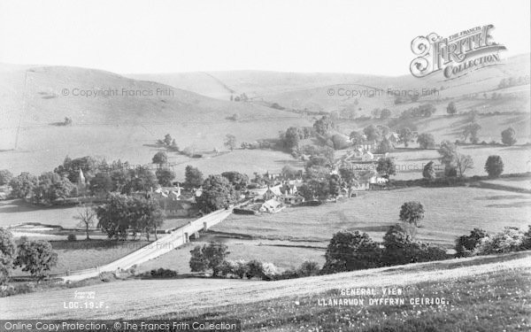 Photo of Llanarmon Dyffryn Ceiriog, General View c.1950