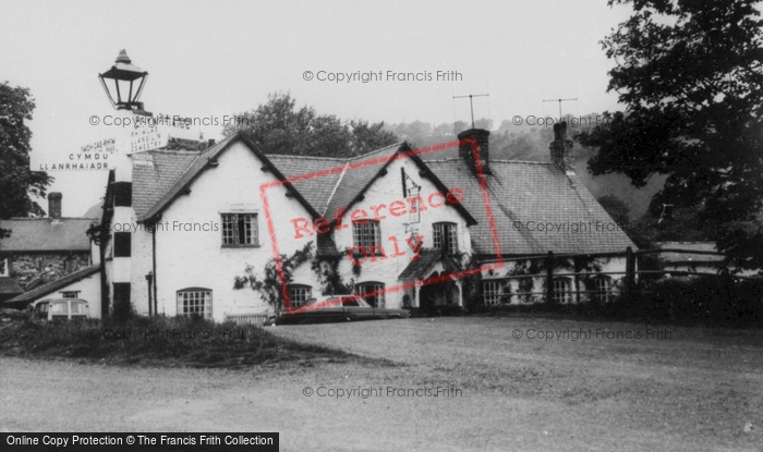 Photo of Llanarmon Dyffryn Ceiriog, West Arms c.1960