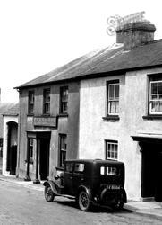 Llanarthney, The Emlyn Arms 1938, Llanarthne