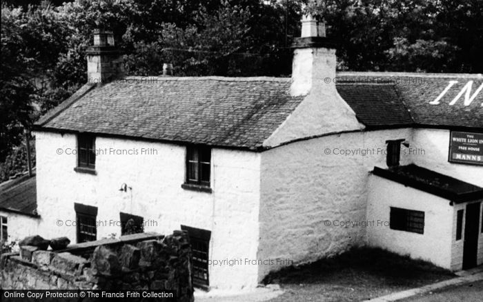 Photo of Llanasa, White Lion Inn, Glanrafon c.1955