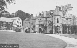Llanbdr Dyffryn Clwyd, Llanbedr Hall c.1936, Llanbedr-Dyffryn-Clwyd