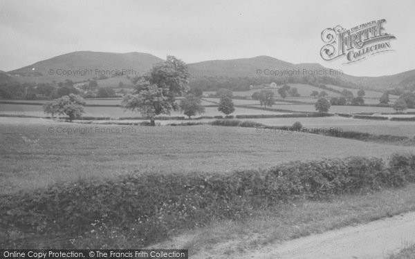 Photo of Llanbdr Dyffryn Clwyd, The Clwydian Hills  c.1936