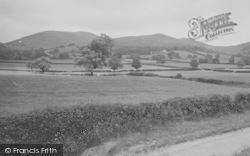 Llanbdr Dyffryn Clwyd, The Clwydian Hills  c.1936, Llanbedr-Dyffryn-Clwyd
