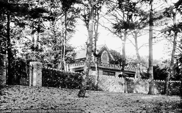 Photo of Llanbedrog, Glyn Y Weddw Entrance 1897
