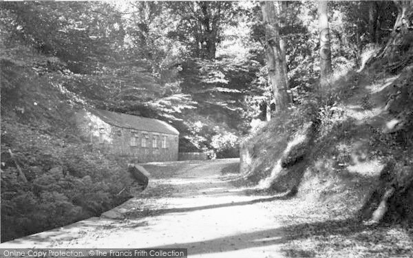 Photo of Llanbedrog, Road To The Beach c.1960