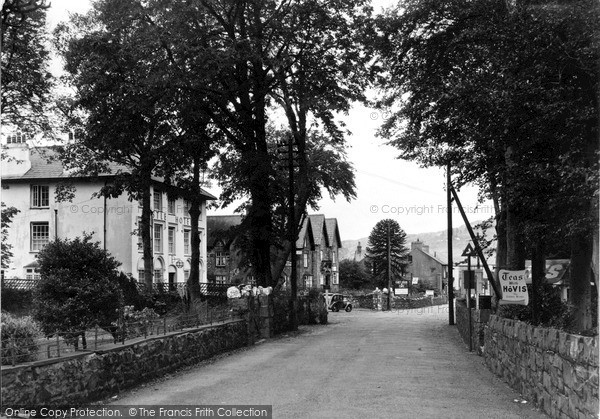 Photo of Llanberis, The Village c.1955