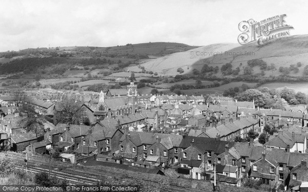 Photo of Llanbradach, The Village c.1960