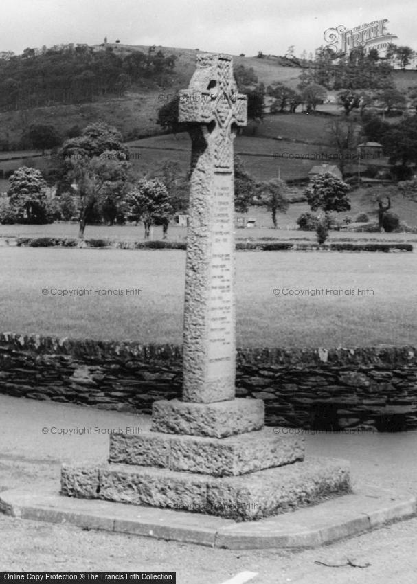 Llandderfel, War Memorial c1960