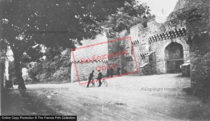 Photo of Llanddulas, The Castle Lodge c.1950