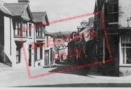 Carmarthen Street c.1955, Llandeilo