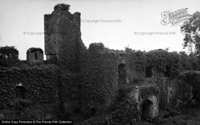 Photo of Llandeilo, Dinefwr Castle 1953