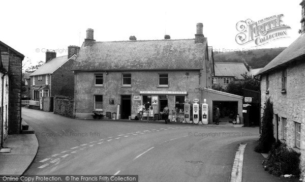 Photo of Llandrillo, Village c.1960