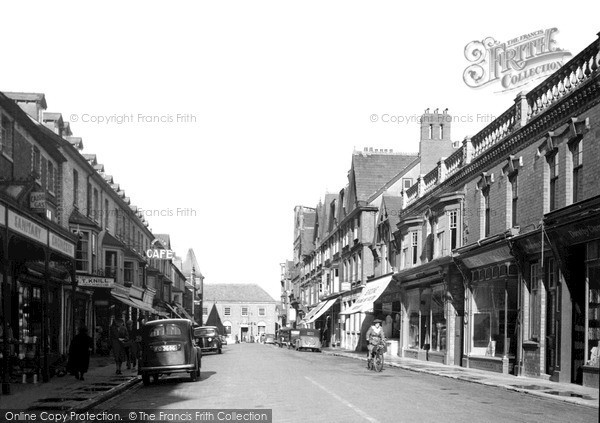 Photo of Llandrindod Wells, Middleton Street 1949