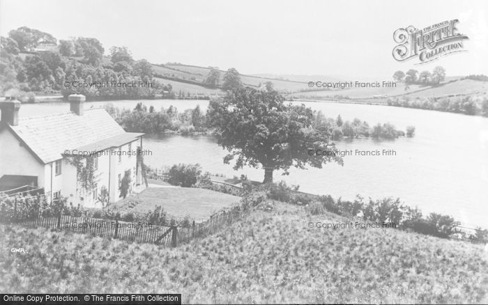 Photo of Llandrindod Wells, The Lake c.1930