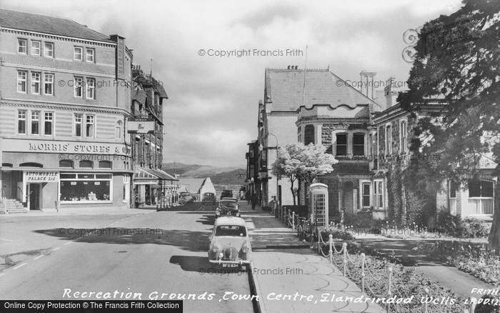 Photo of Llandrindod Wells, Town Centre c.1955