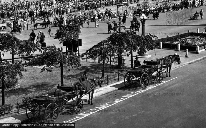 Photo of Llandudno, Carriages On The Promenade c.1933