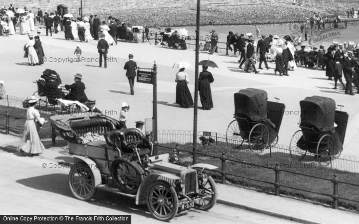 Photo of Llandudno, Motor Car, Parade 1908