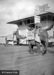 On The Pier 1913, Llandudno