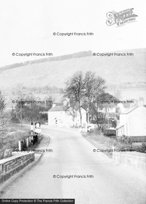 Photo of Llanellen, The Village c.1960