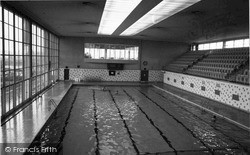 Jubilee Pool 1964, Llanelli