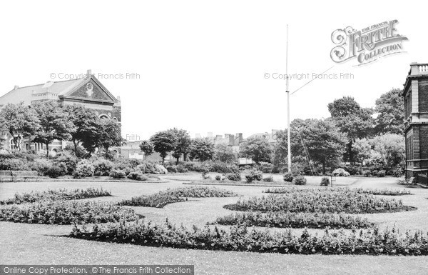 Photo of Llanelli, Town Hall Gardens c.1955