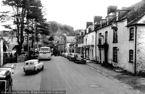 Photo of Llanfair Caereinion, High Street c.1960