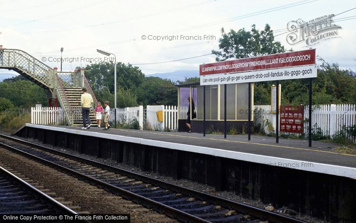Photo of Llanfair Pwllgwyngyll, Station c.1995