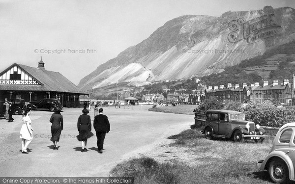 Photo of Llanfairfechan, the Promenade c1935