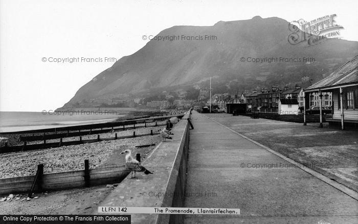 Photo of Llanfairfechan, The Promenade c.1965