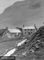 Llanfihanger Y Pennant, A Dwelling In Pennant Valley 1899, Llanfihangel-Y-Pennant