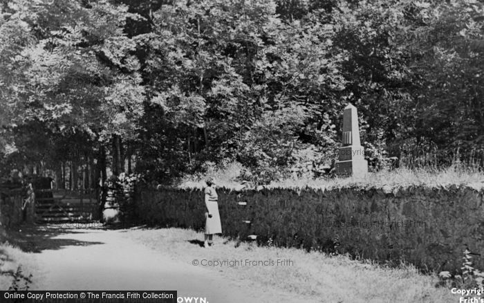Photo of Llanfihanger Y Pennant, Mary Jones Monument c.1955