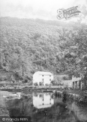 Boathouse On The Canal 1893, Llanfoist