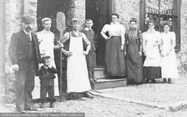 Photo of Llangefni, Staff At The Gwalia Temperance Bakery c.1910
