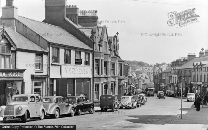 Photo of Llangefni, Stryd Fawr c.1955
