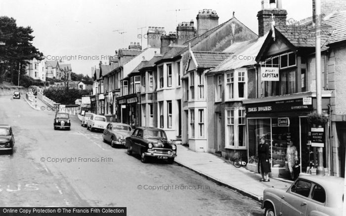 Photo of Llangefni, Stryd Fawr c.1960