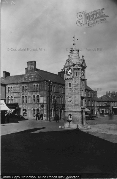 Photo of Llangefni, The Clock c.1940