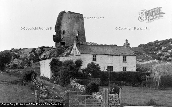 Photo of Llangefni, Yr Hen Felin c.1960
