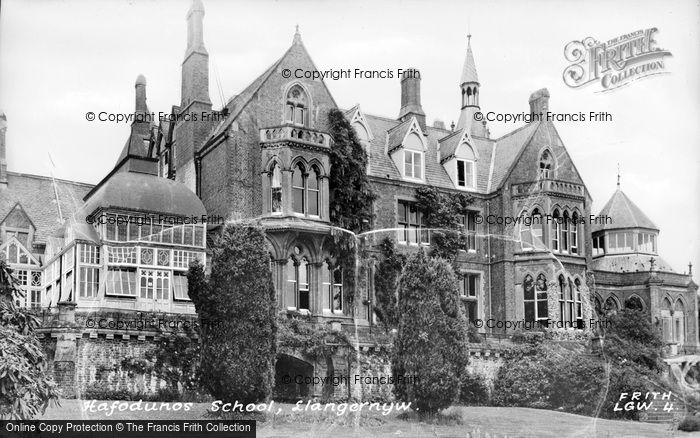 Photo of Llangernyw, Hafodunos School c.1950