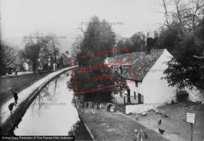 Photo of Llangollen, Berwyn Canal c.1935