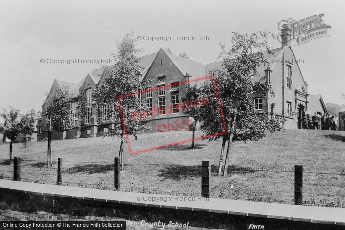 Photo of Llangollen, County School 1908
