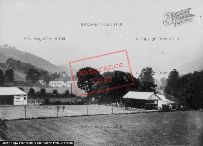 Photo of Llangollen, Riverside Gardens c.1935