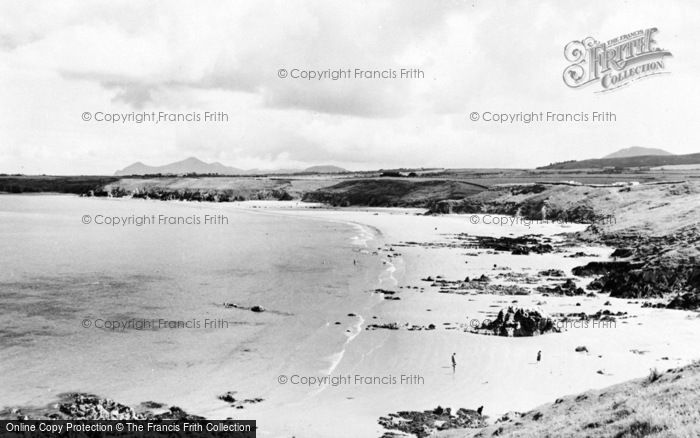 Photo of Llangwnnadl, The Beach c.1960